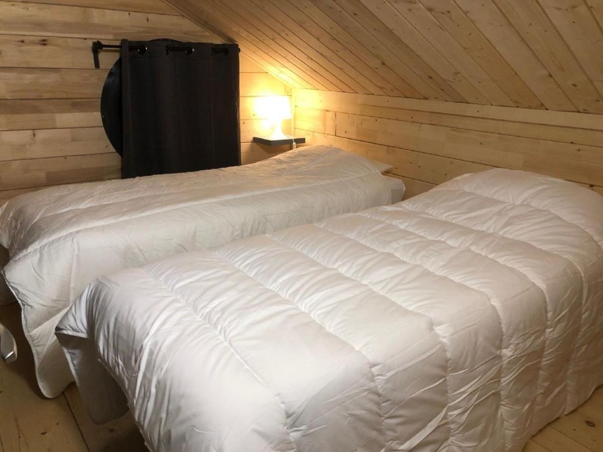 Chalet In Saint Laurent On A Slope Exterior foto